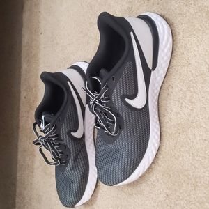 Nike shoes